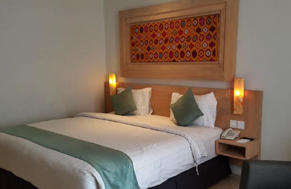 Wyndham Garden Kuta Beach Bali מראה חיצוני תמונה